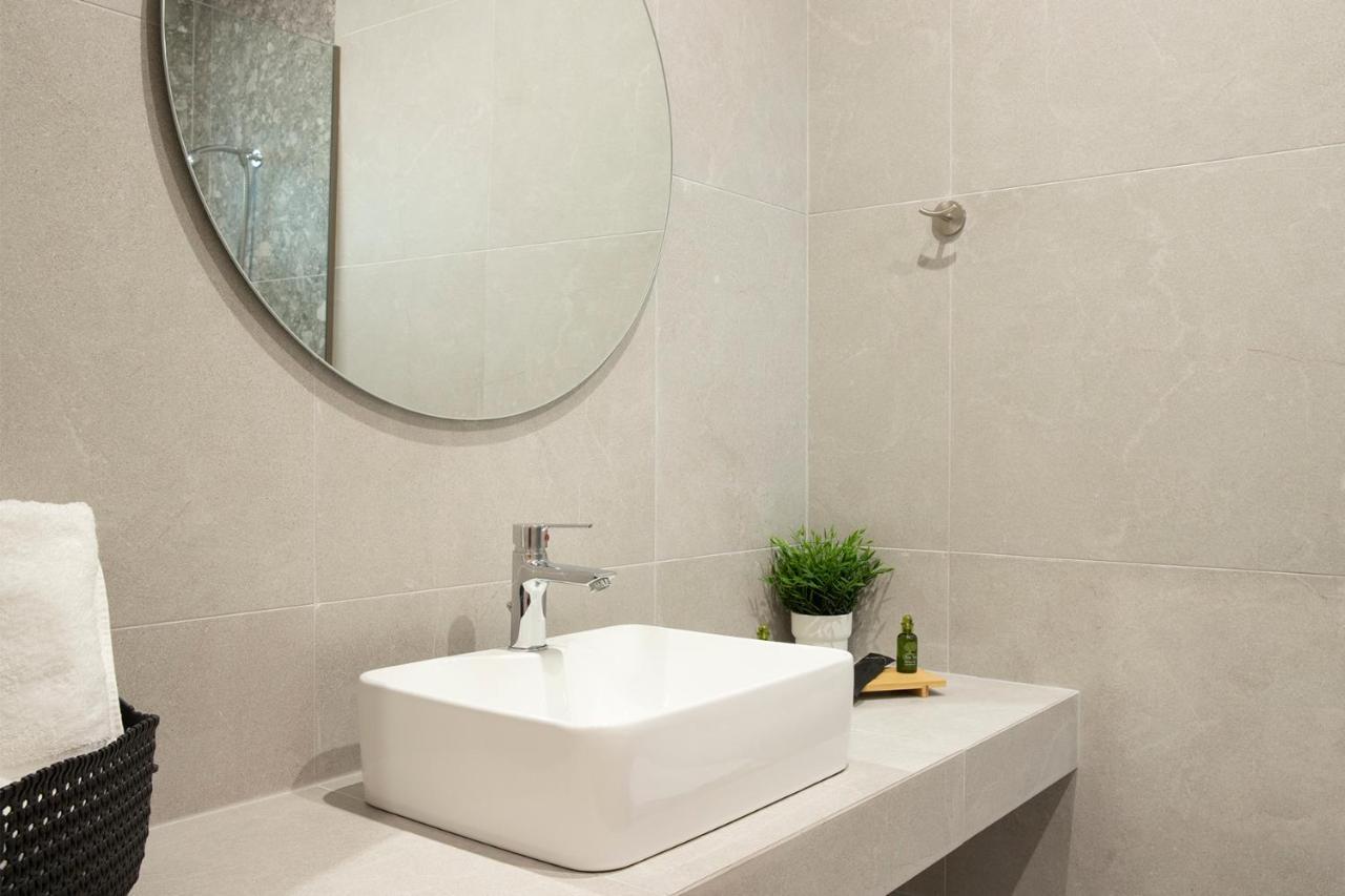Olympus Suites Pandeleímonosz-part Kültér fotó