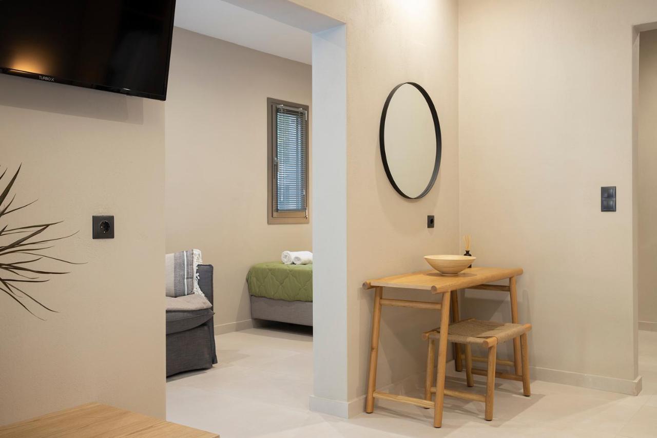 Olympus Suites Pandeleímonosz-part Kültér fotó