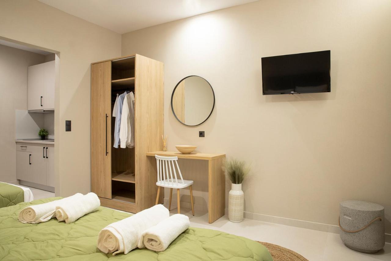 Olympus Suites Pandeleímonosz-part Kültér fotó