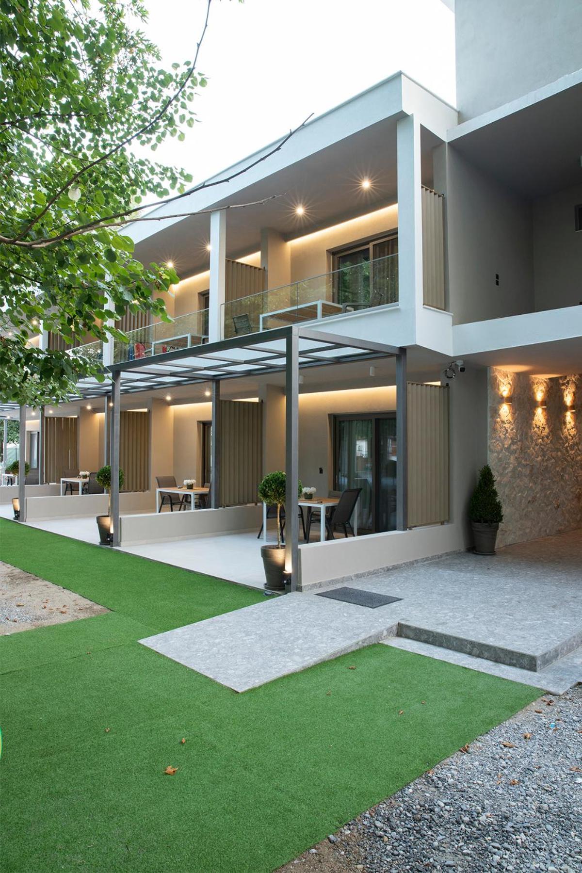 Olympus Suites Pandeleímonosz-part Kültér fotó